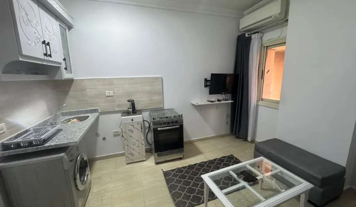 1-Bedroom Apartment Old Kawther - Image 5