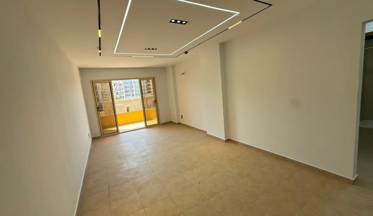 British Resort Compound - Image 9