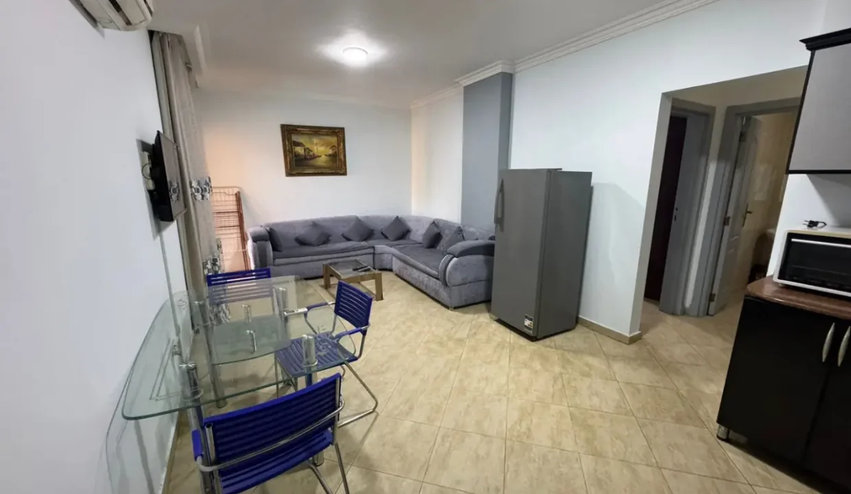 One-Bedroom Apartment for Rent in British Resort - Image 2