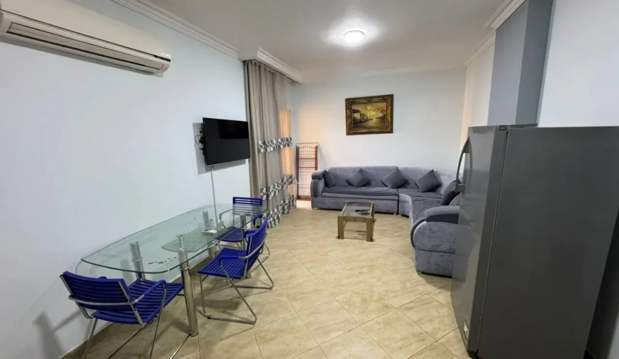 One-Bedroom Apartment for Rent in British Resort - Image 4